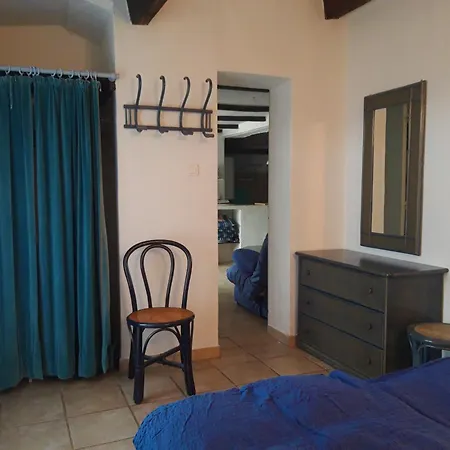 Apartman Les Amandiers - 5 Km De La