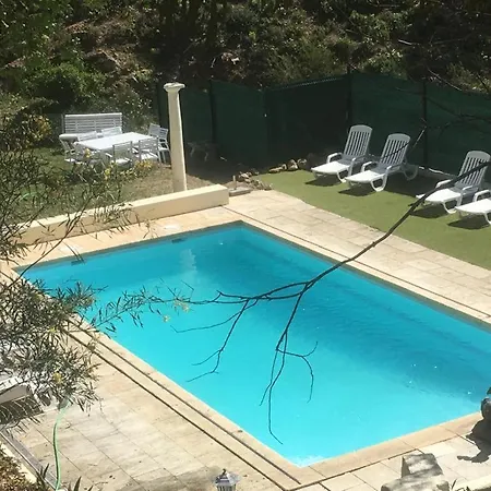 Les Amandiers - 5 Km De La