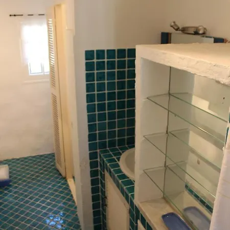 Les Amandiers - 5 Km De La *