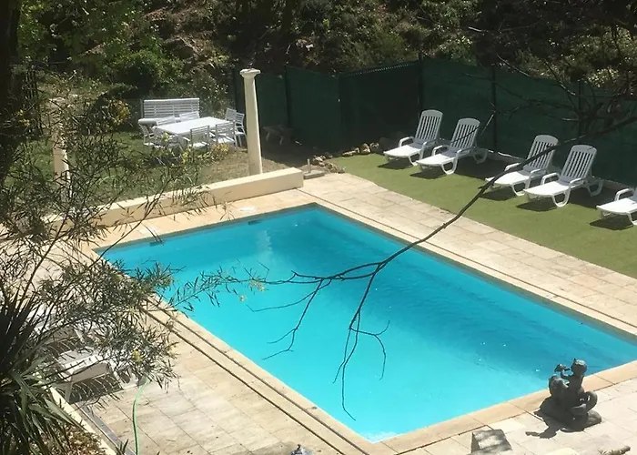 Les Amandiers - 5 Km De La