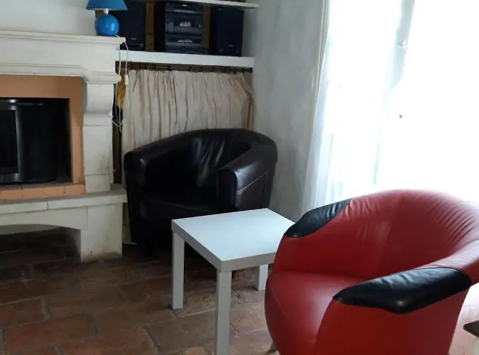 Appartement Les Amandiers - 5 Km De La *